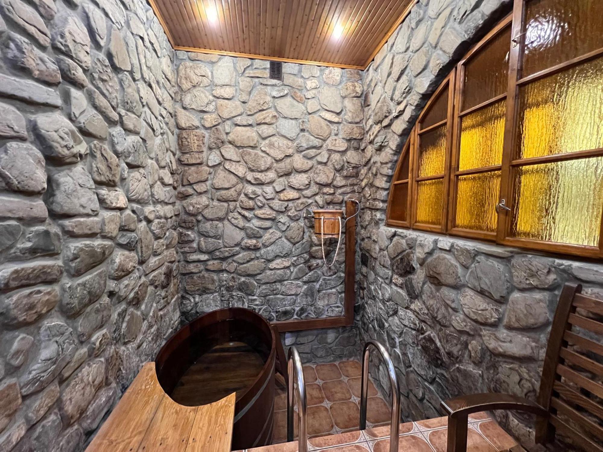 U Yaroslava Hotel Yaremche Eksteriør billede